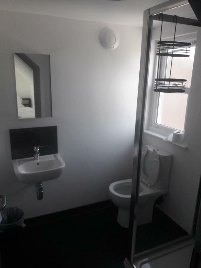 Crofts Hotel 카디프 외부 사진